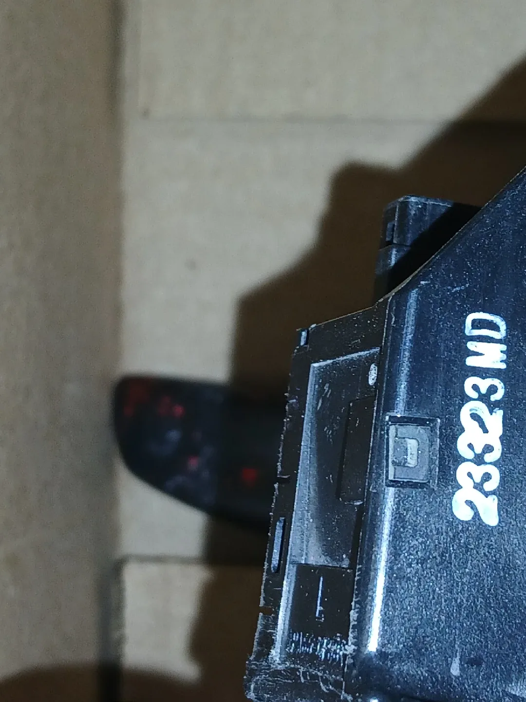 Q50 forged carbon w/ red metallic flake paddle shifters image indicator(5)