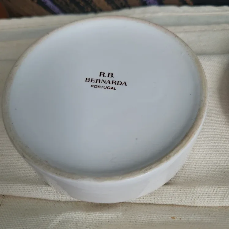 R.B. Bernarda Portugal Trinket Box image indicator(4)
