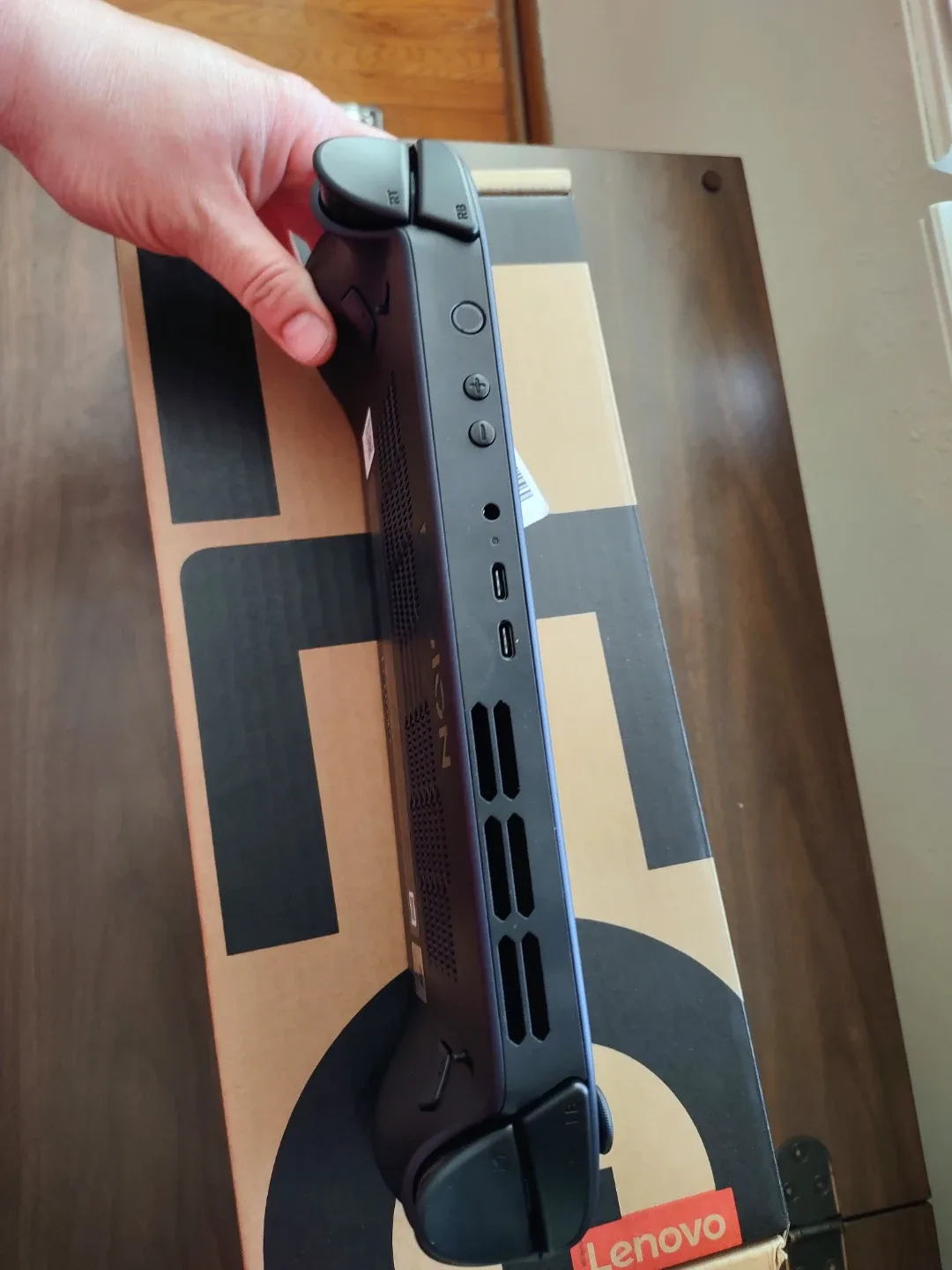 Lenovo Legion Go S SteamOS  Z1 Extreme Handheld Gaming Console image indicator(7)