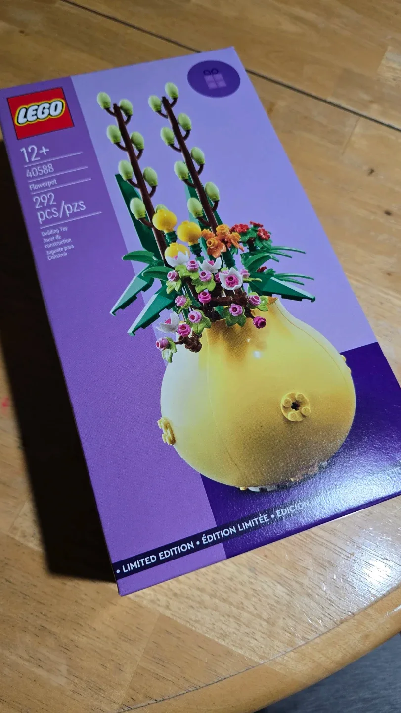 LEGO 40588 Flowerpot Set - New in Box! image indicator(2)