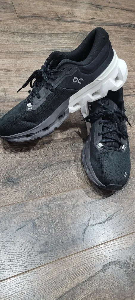 On Cloudmonster Black US Men's 12 image indicator(3)