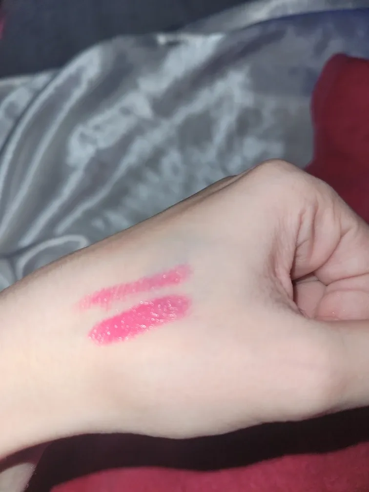 Yves Rocher Radiant Lip Crayon - Rose Somptueux image indicator(4)