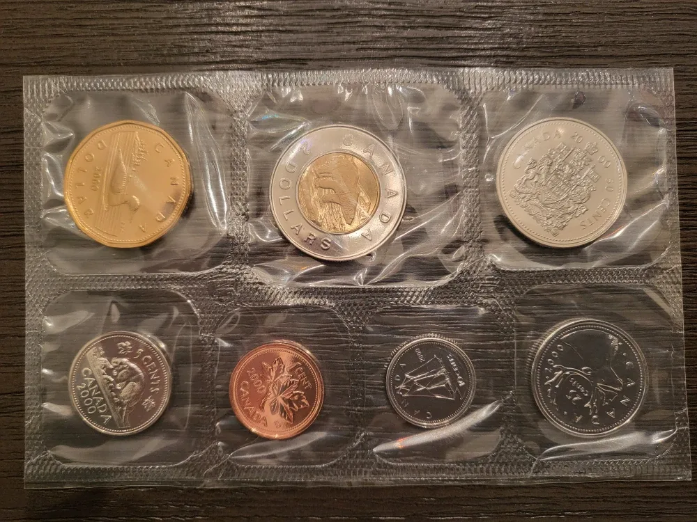 2000 RCM Uncirculated Coin Set image indicator(2)