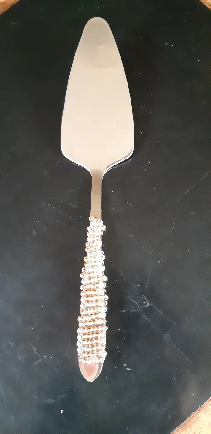 Lovely Set of Serving Pieces image indicator(2)