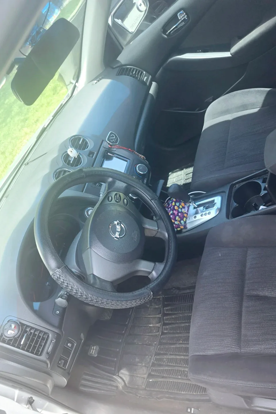 2012 Silver Nissan Altima 2.5S image indicator(5)