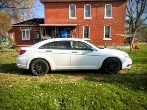 2013 Chrysler 200 AS IS