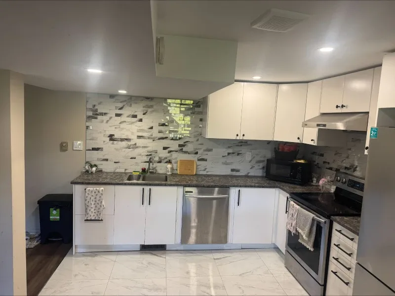 2 bedroom ravin view basment image indicator(9)