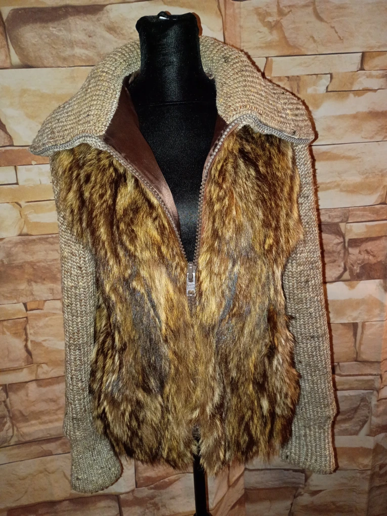 Vintage Raccoon Fur & Knit Zip-Up Jacket Sz M - photo 5