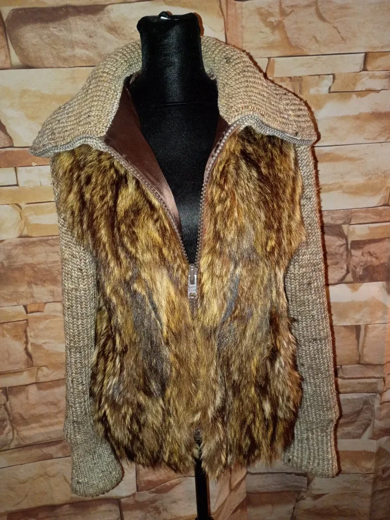 Vintage Raccoon Fur & Knit Zip-Up Jacket Sz M image indicator(5)