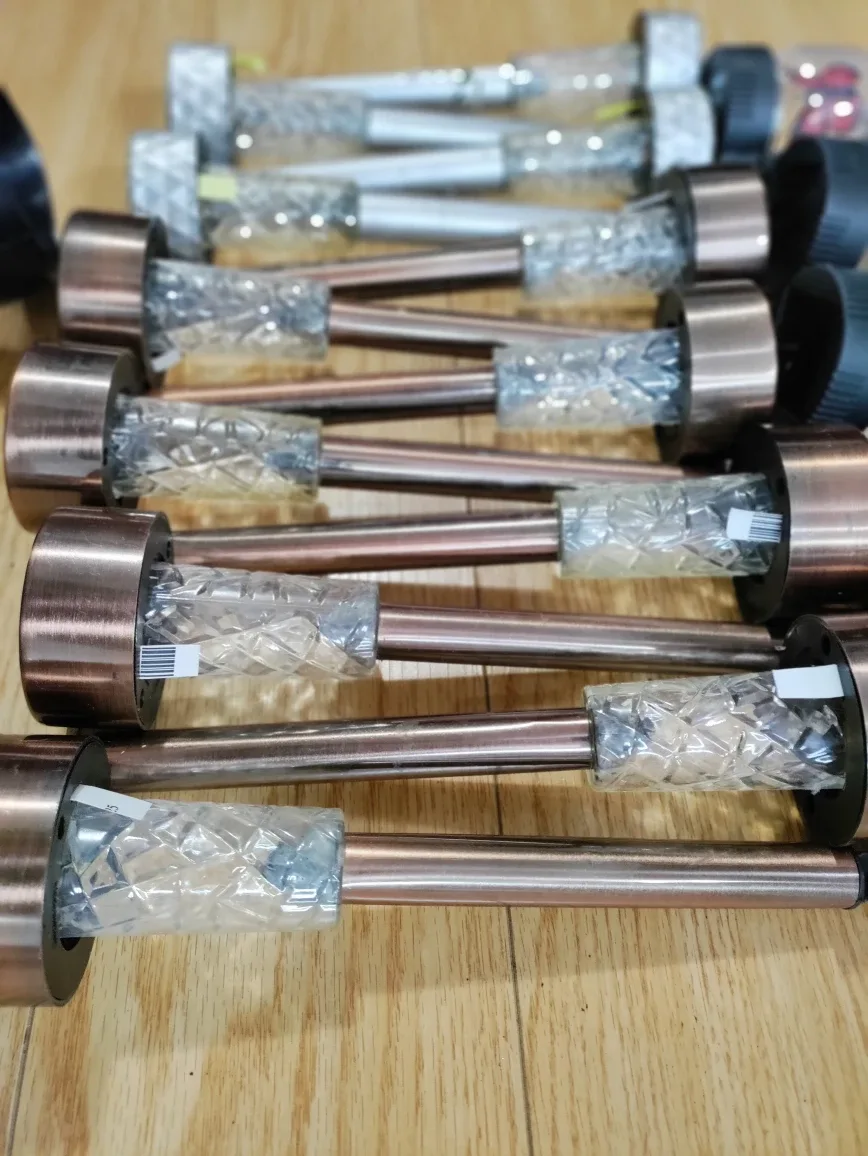 EUC Butterfly Solar Garden Lights - Set of 22 image indicator(3)