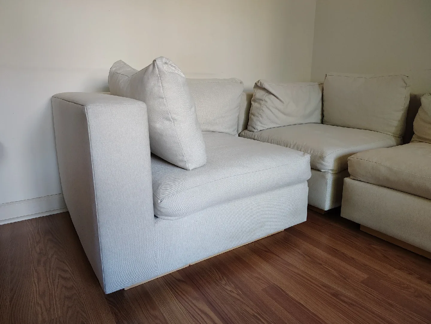 Beige Modular Sofa image indicator(7)