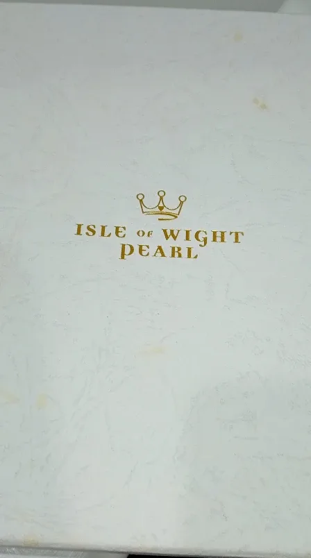 Isle of Wight Pearl Necklace & Earrings Set