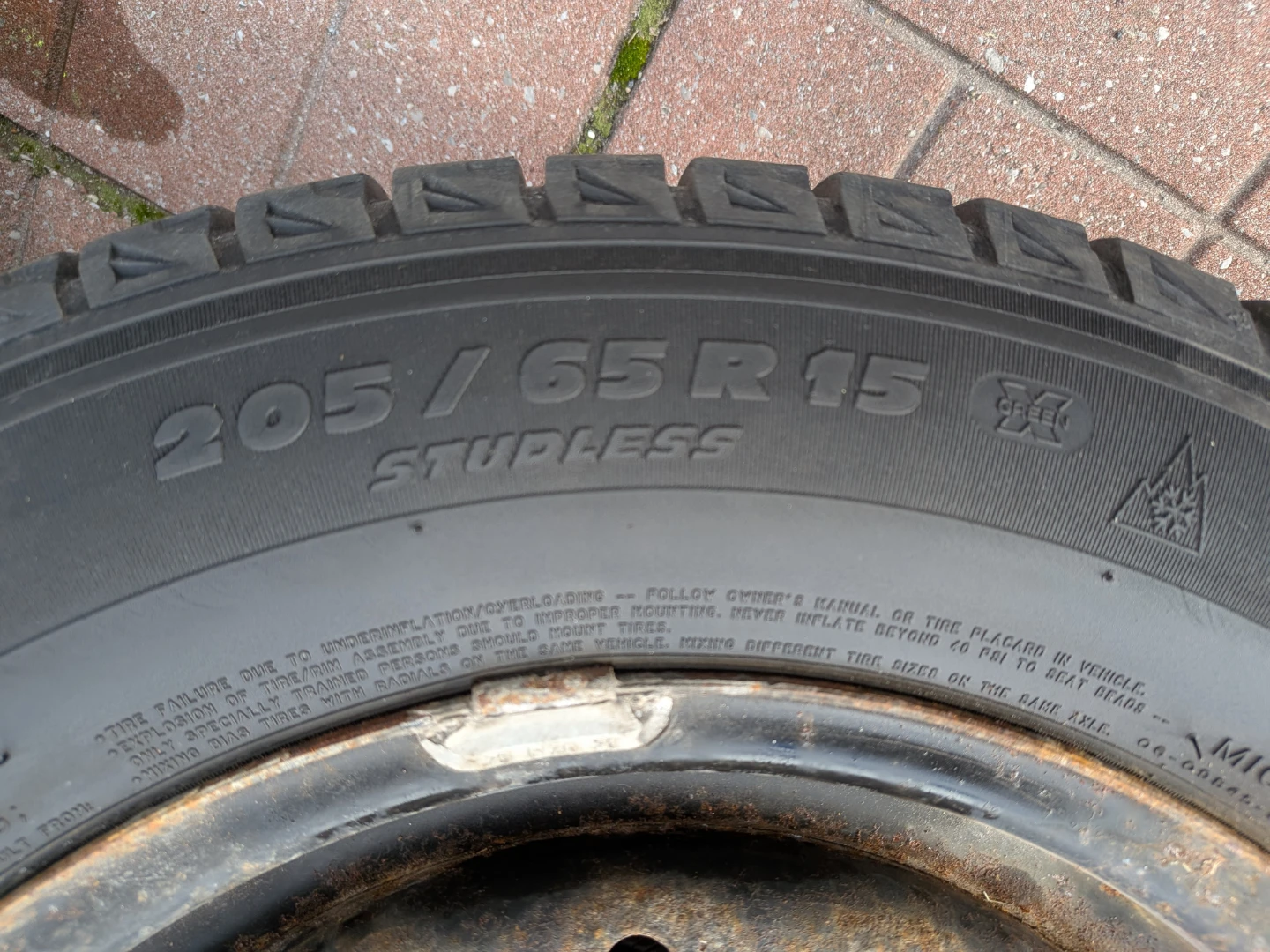Michelin X-Ice 205/65R15 Studless Winter Tires - photo 4