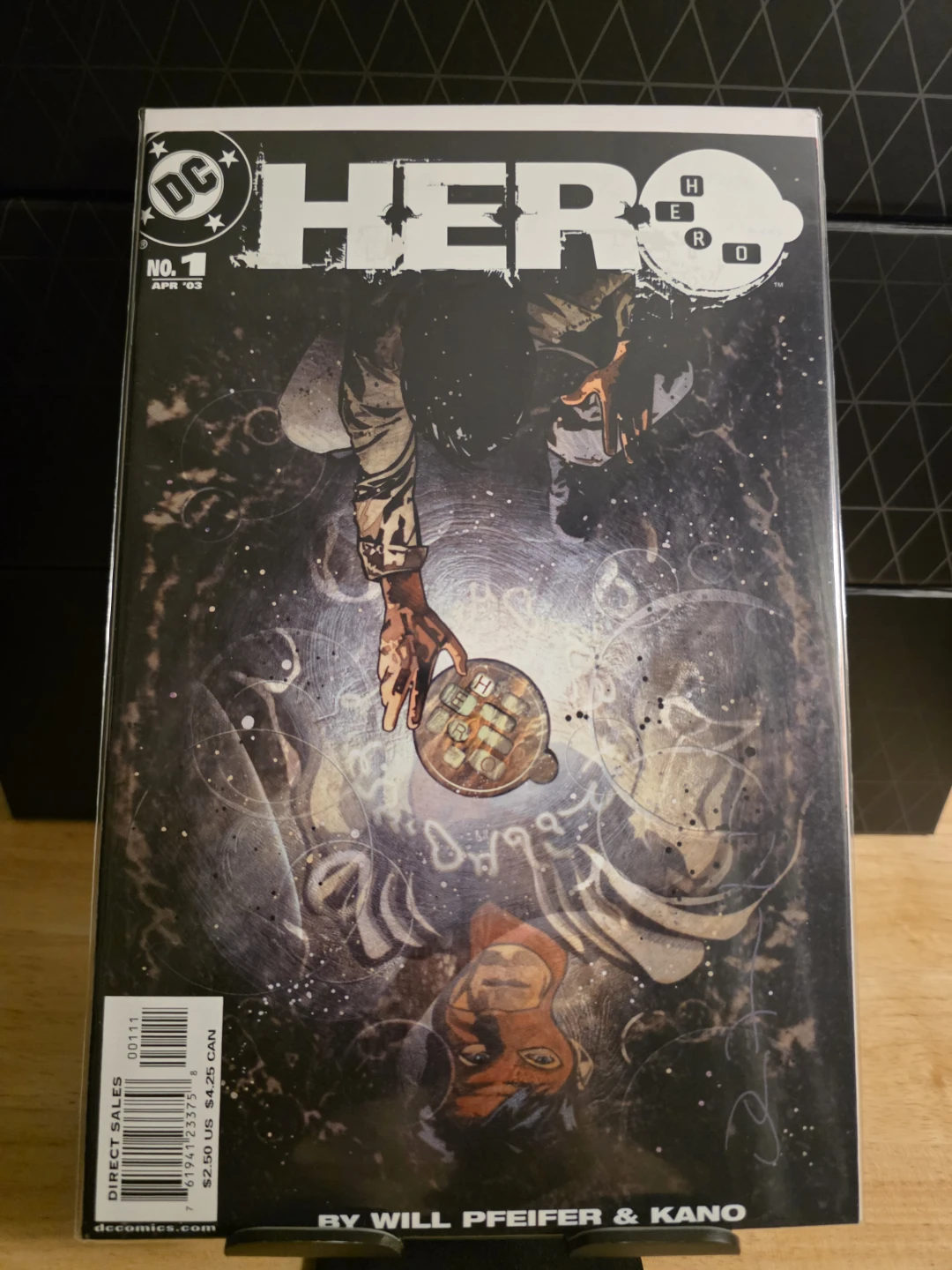 DC HERO No. 1 Comic Book