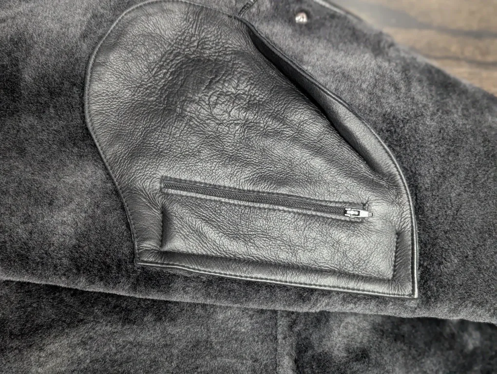 Cressida Classic Black genuine Leather fur Coat - Size L image indicator(6)