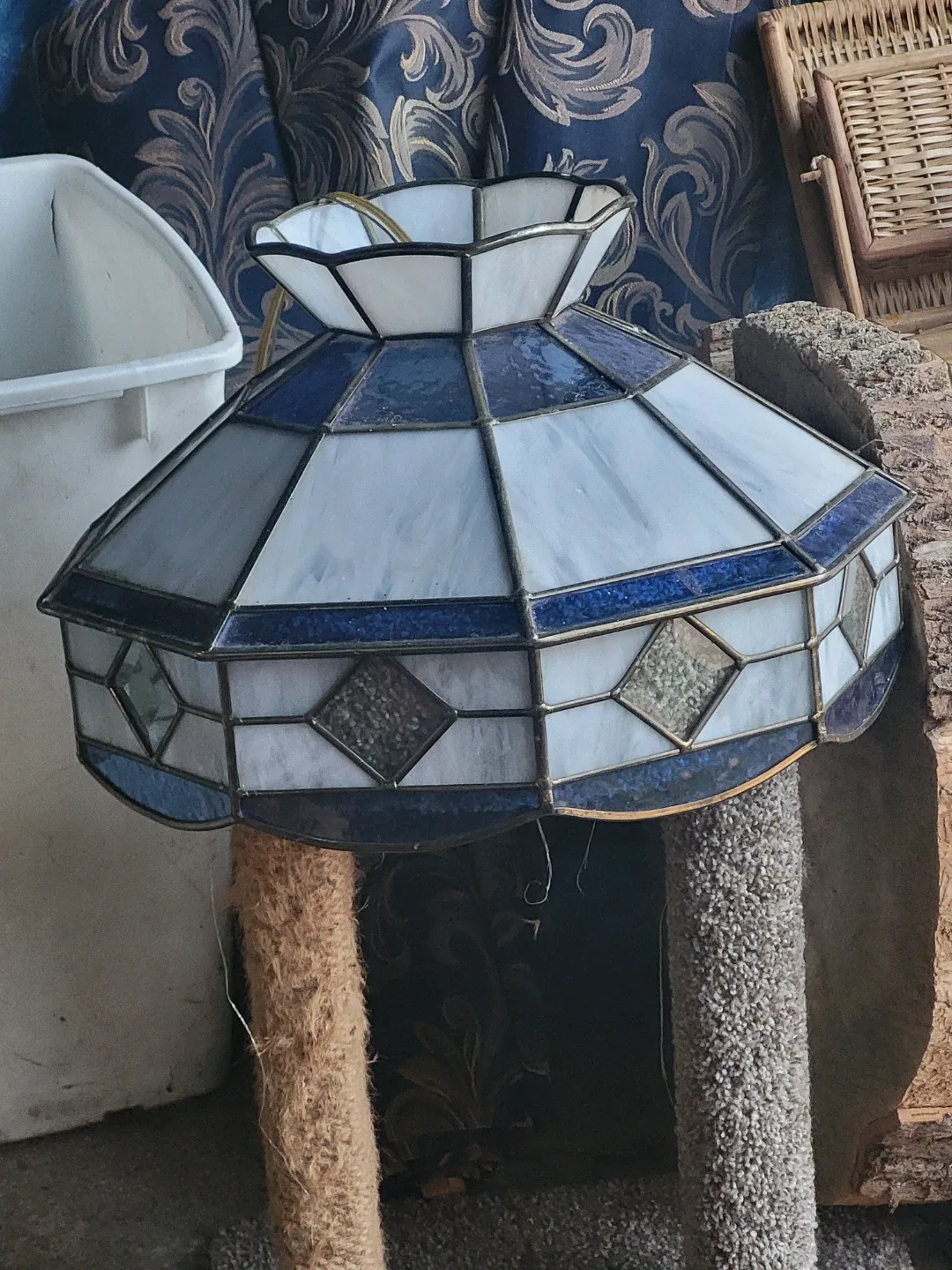 A GARAGE FULL OF FREE ITEMS