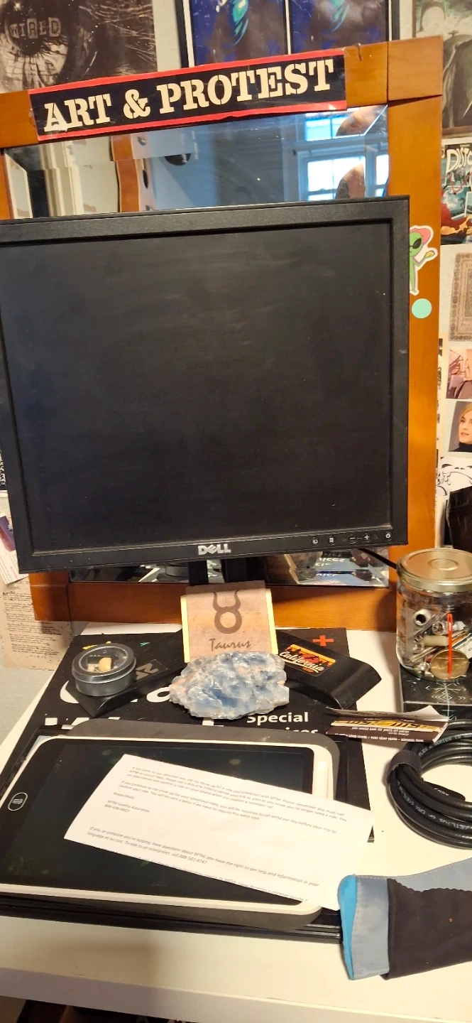 Dell E178FPc 17-inch LCD Monitor