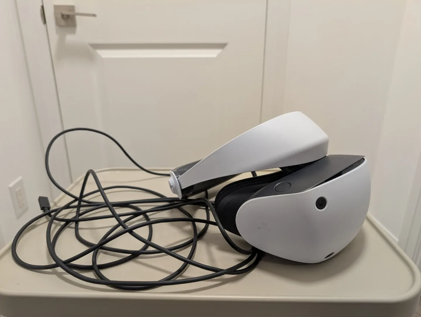 PlayStation VR2 (w/ NO GAME) image indicator(2)