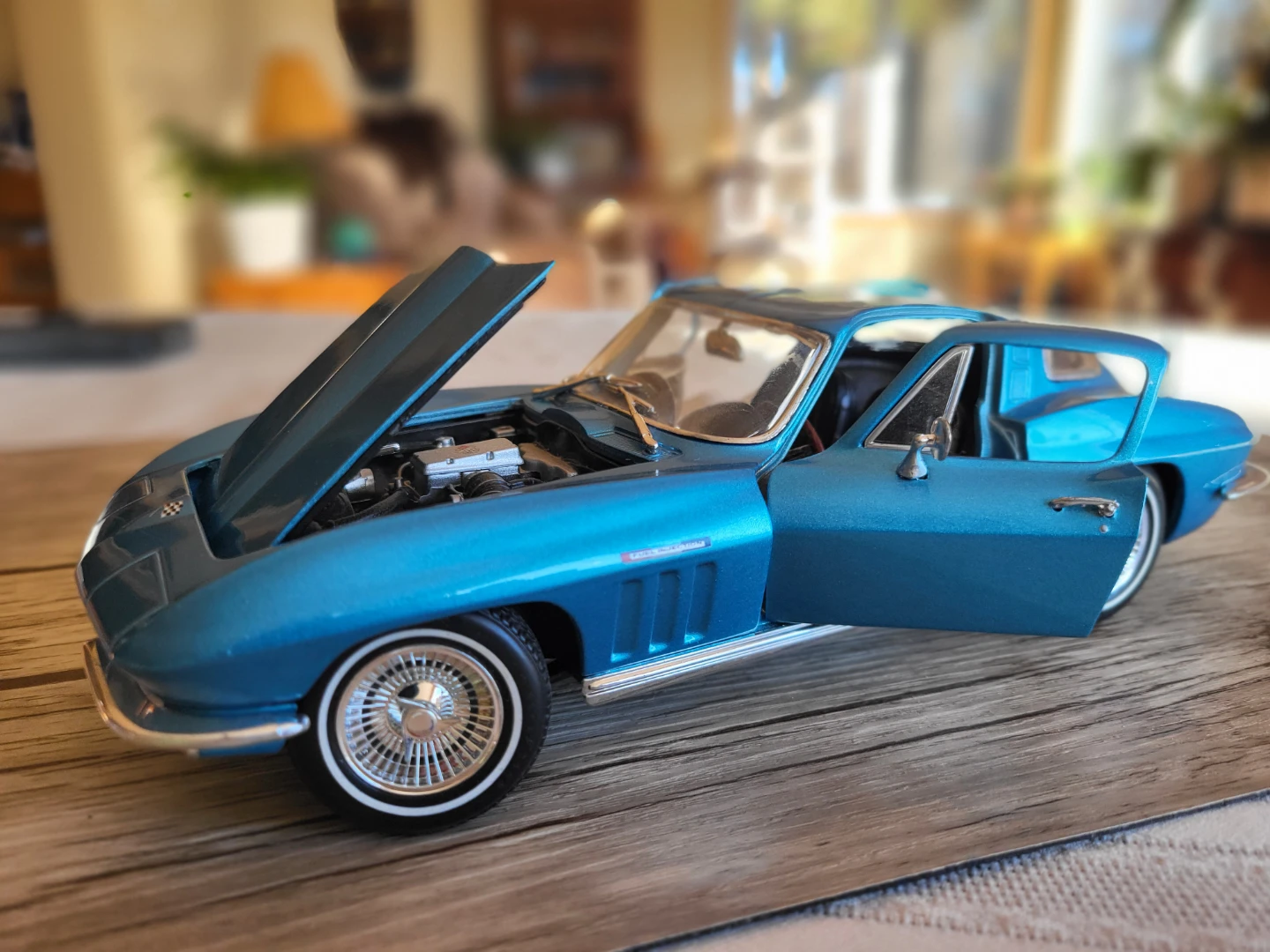 1967 Chevrolet Corvette Sting Ray Diecast 1:18 - photo 2
