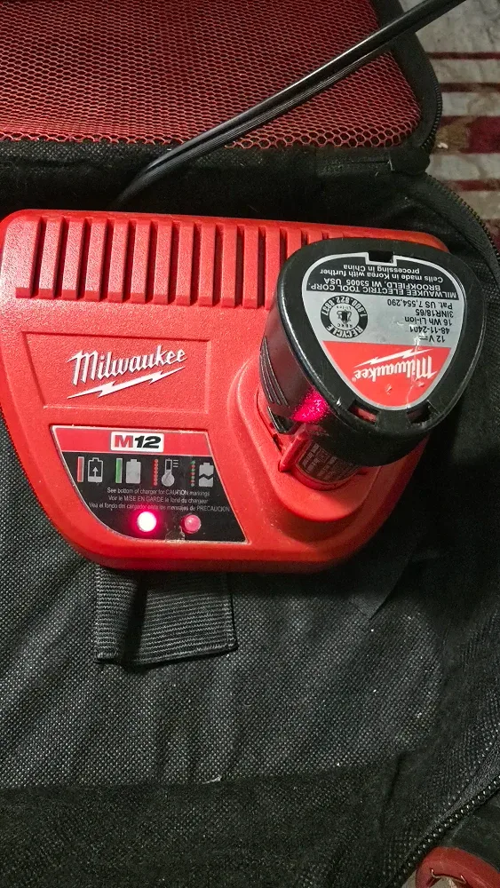Milwaukee M12 compact driver sale with all accessories $79 image indicator(4)