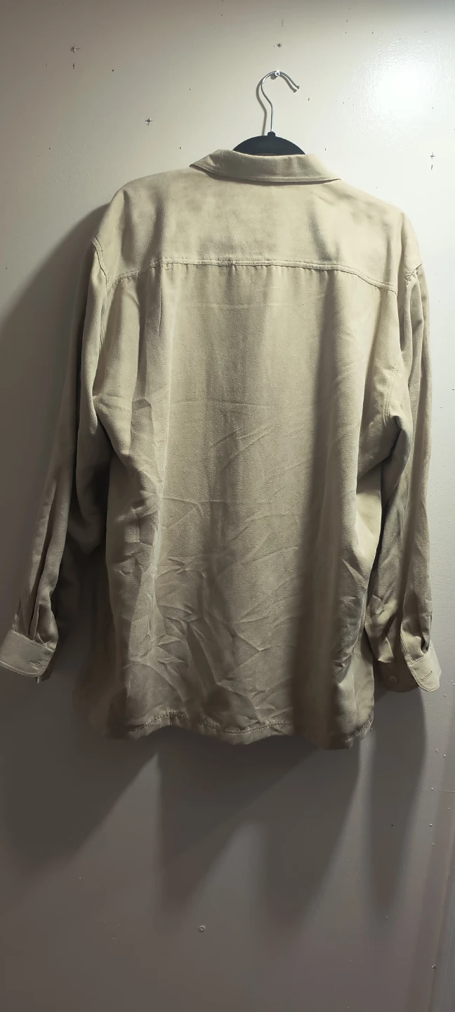 Platinum Club Microfiber Beige Shirt 🥕 - photo 3