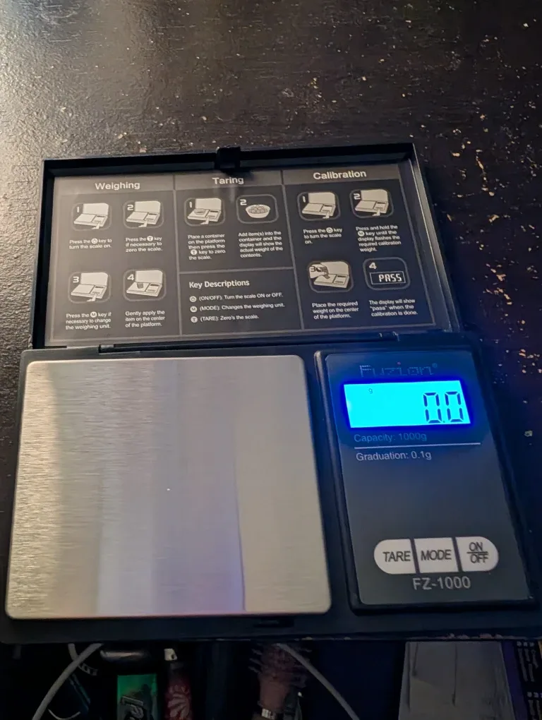 Fuzion FZ-1000 Digital Pocket Scale - New in Box image indicator(2)