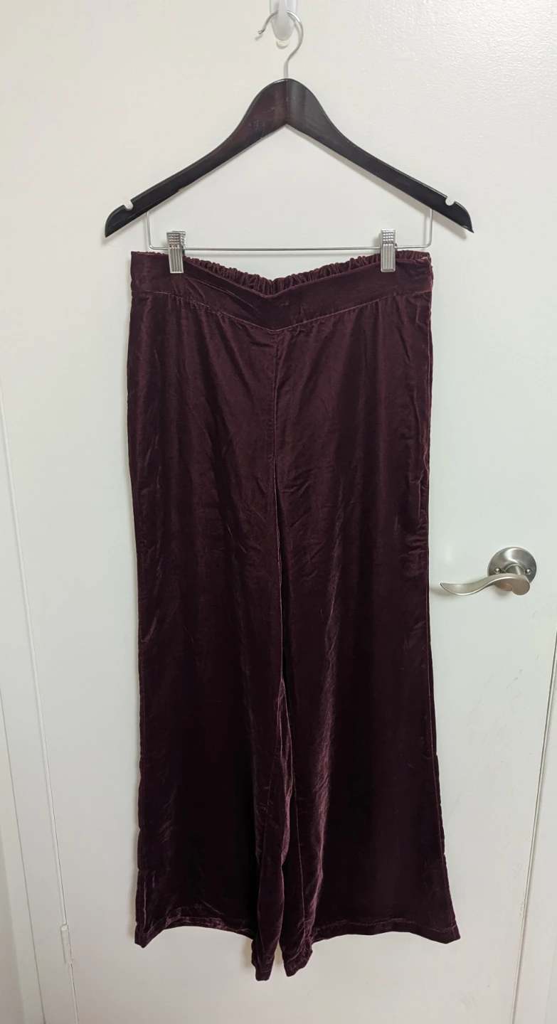 Wynne Collection Velvet Pants - Size Women's Medium