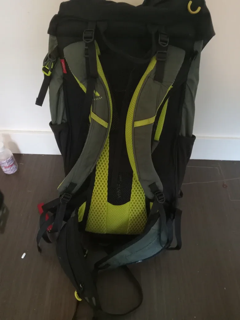 McKinley Backpack - Hiking/Travel Bag image indicator(2)