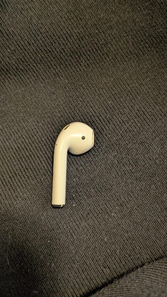 Used Apple Airpod (Single) - Right Ear