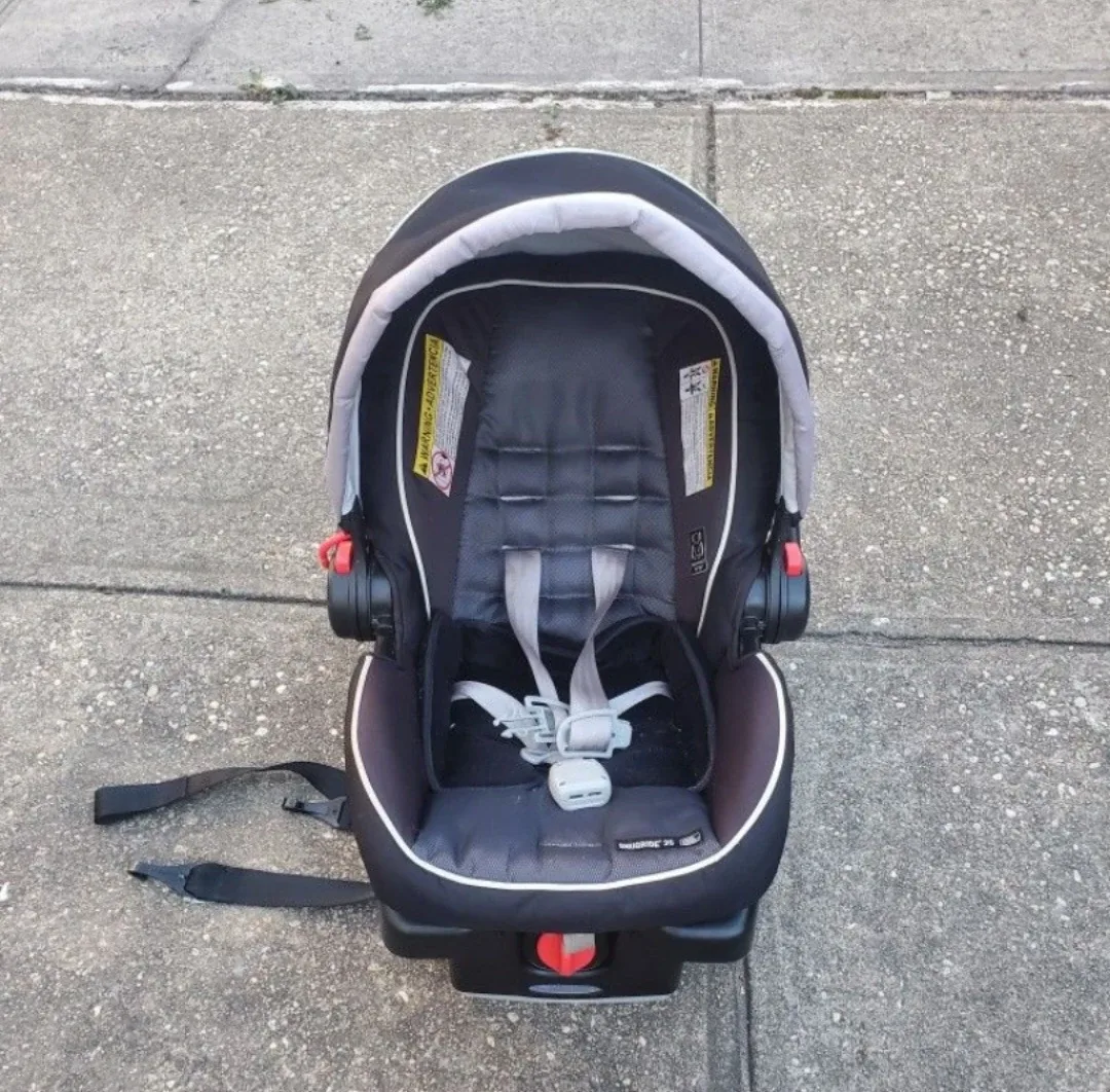 Graco click connect car seat image indicator(2)