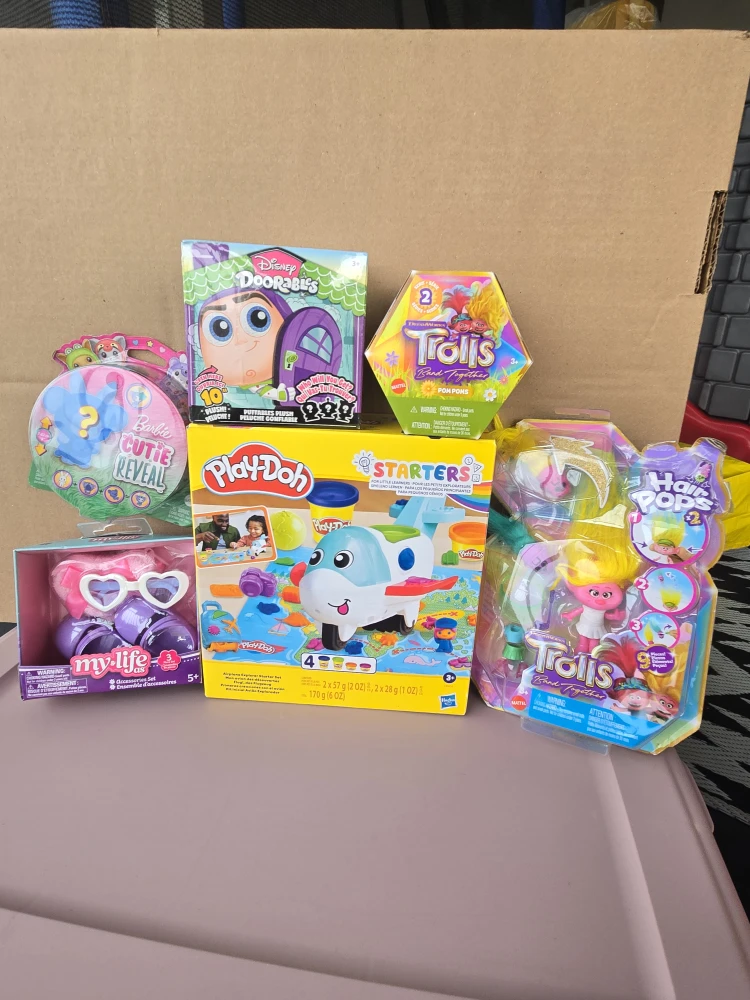 6 brand new christmas gift toys stocking stuffers