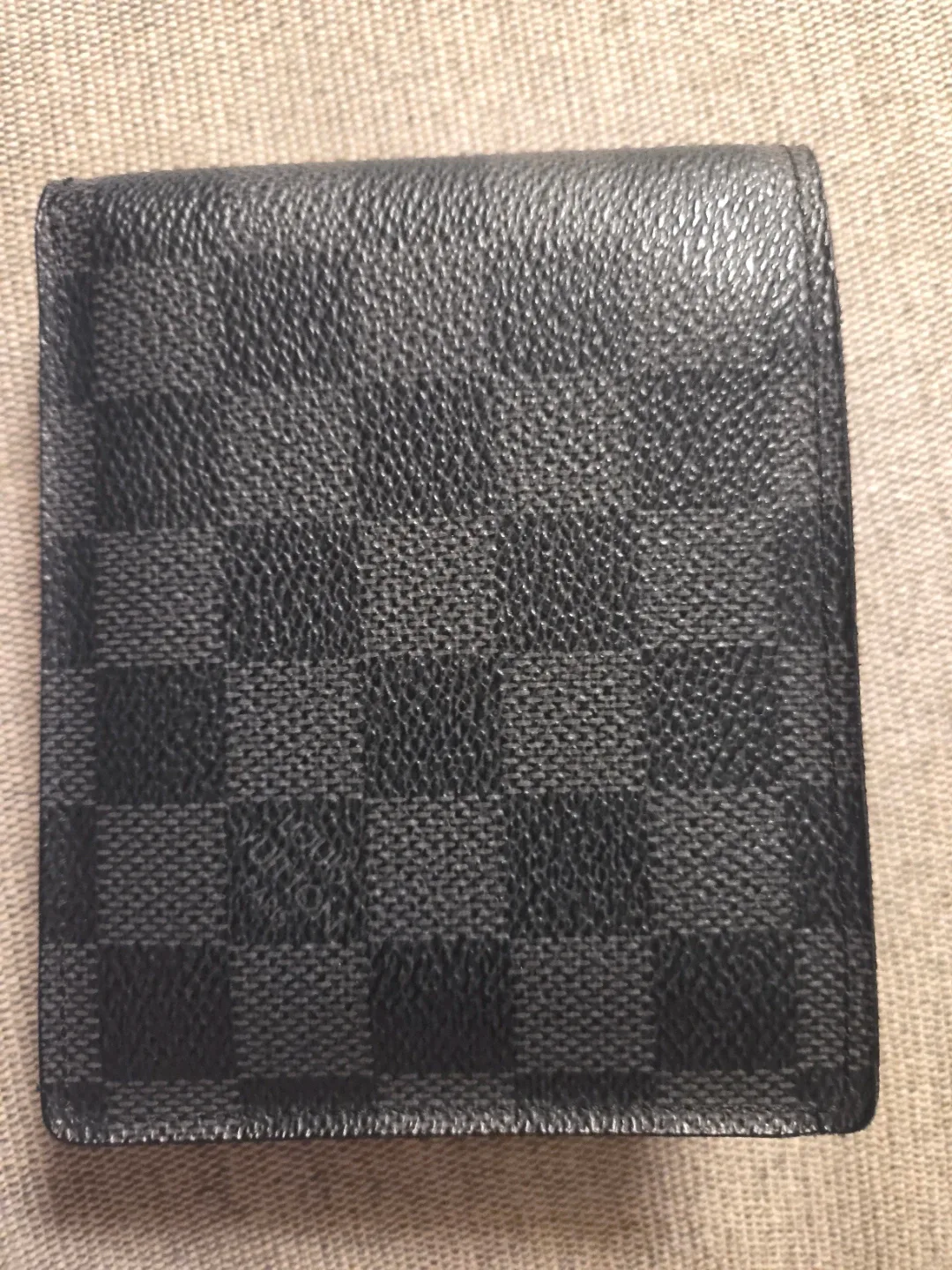 Louis Vuitton Damier Graphite Wallet image indicator(2)