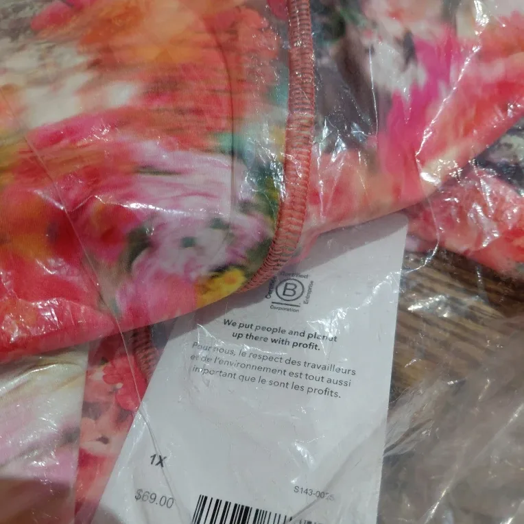 Athleta Shorts-Floral and sleep shorts striped and headband NEW image indicator(2)