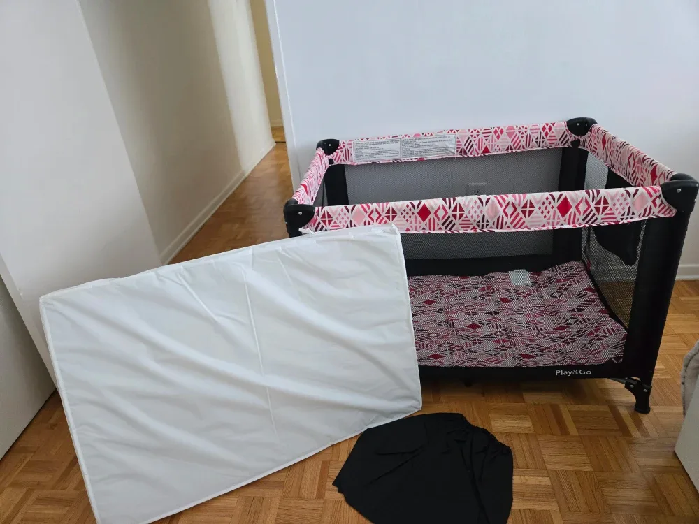 Pink Patterned Playpen image indicator(9)