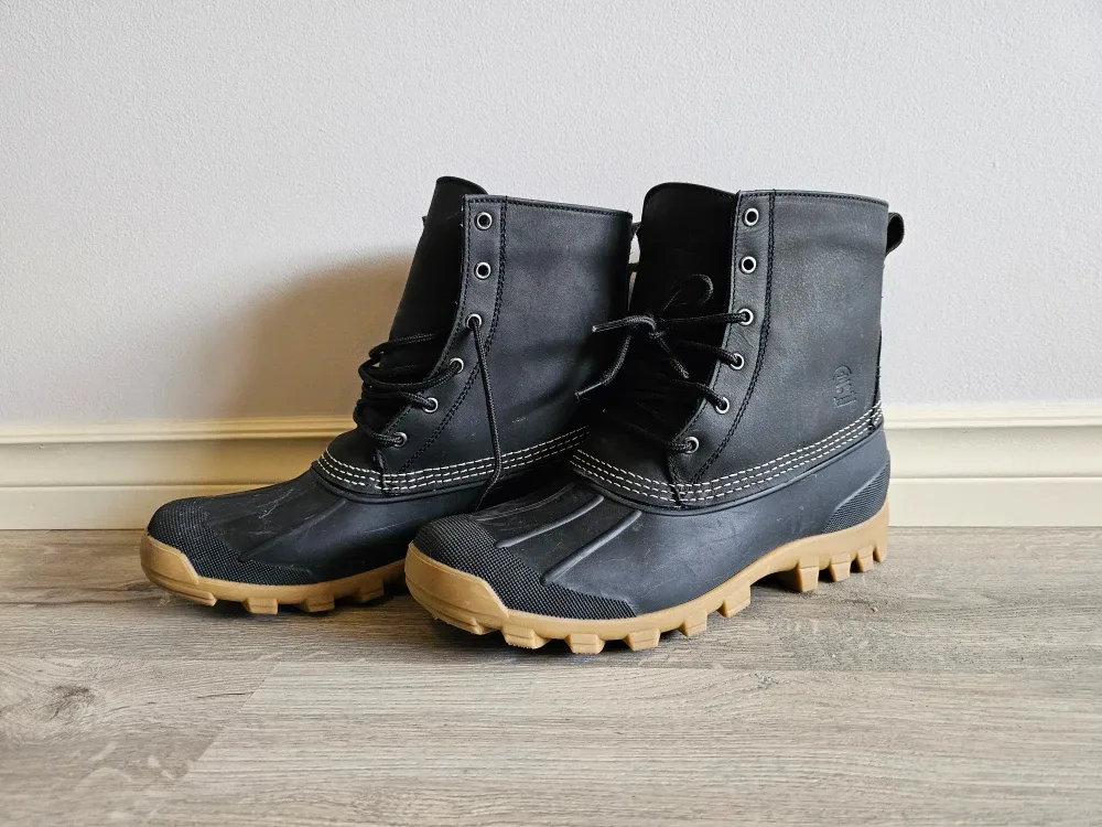 Kamik winter boots size 11