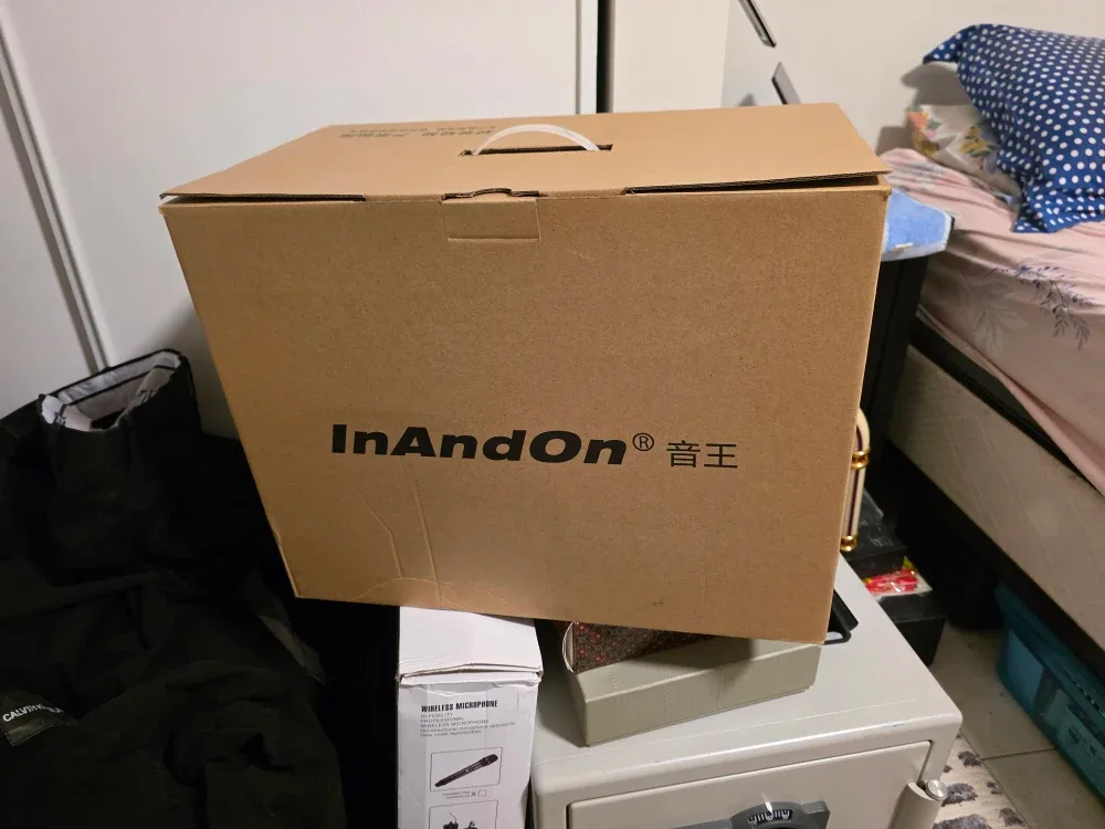 InAndOn Wireless Microphone Karaoke System image indicator(5)