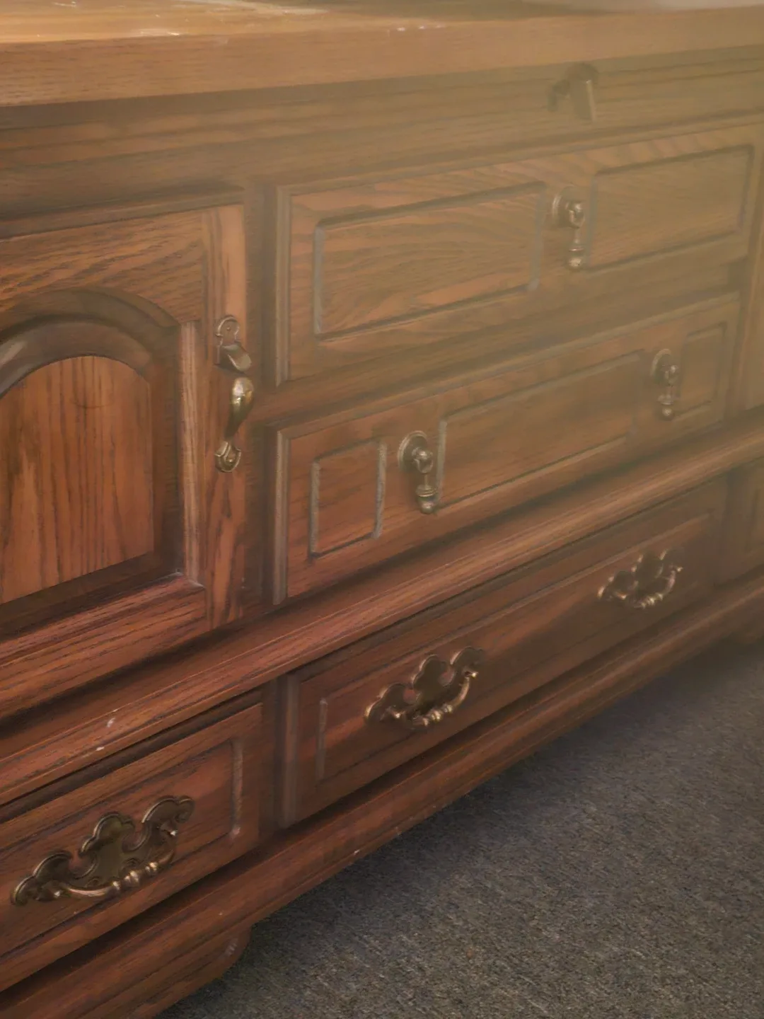 Wooden Dresser with Drawers image indicator(5)