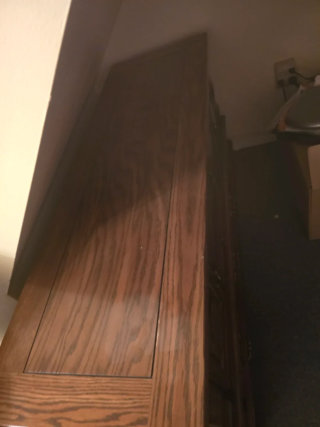 Wooden Dresser with Drawers image indicator(6)