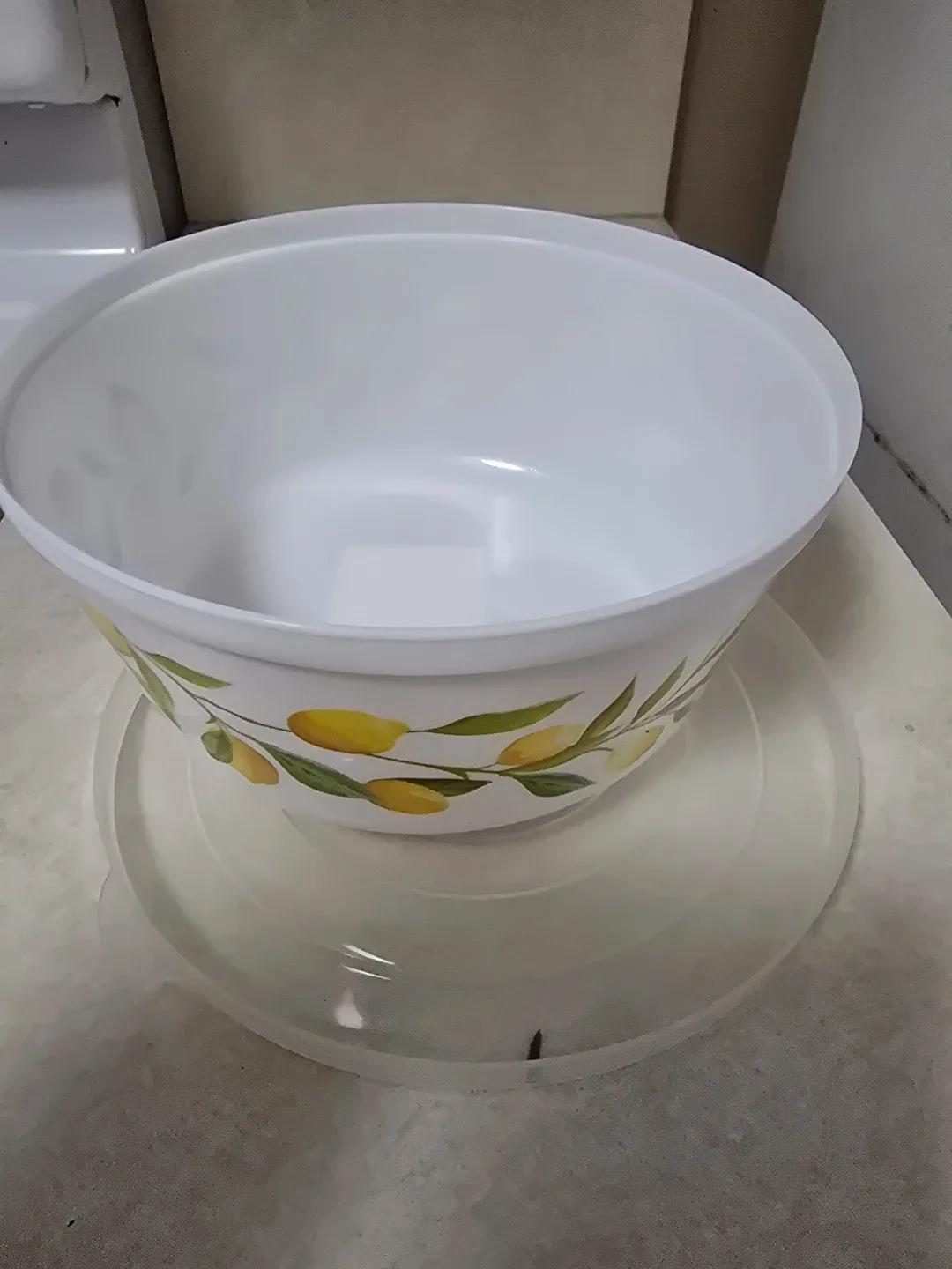 White Bowl with Lid image indicator(3)