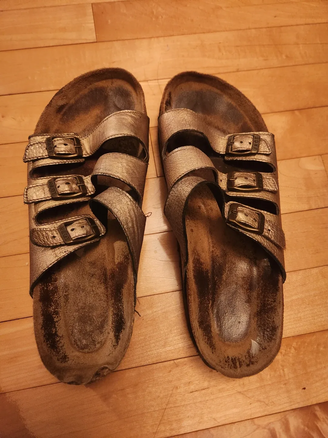 Naot Women's Leather Sandals 🥕 thumbnail