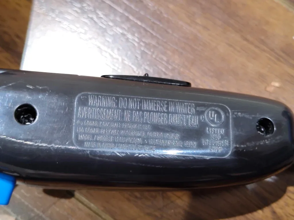 Quo Beauty Hair Dryer by Conair image indicator(2)