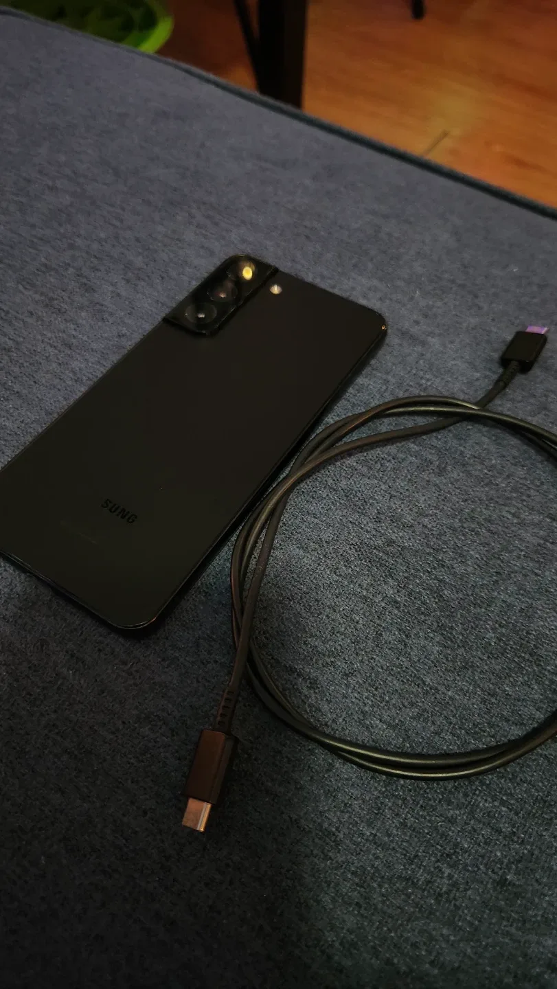 Samsung Galaxy S22+ 5G 128GB Unlocked Smartphone image indicator(3)