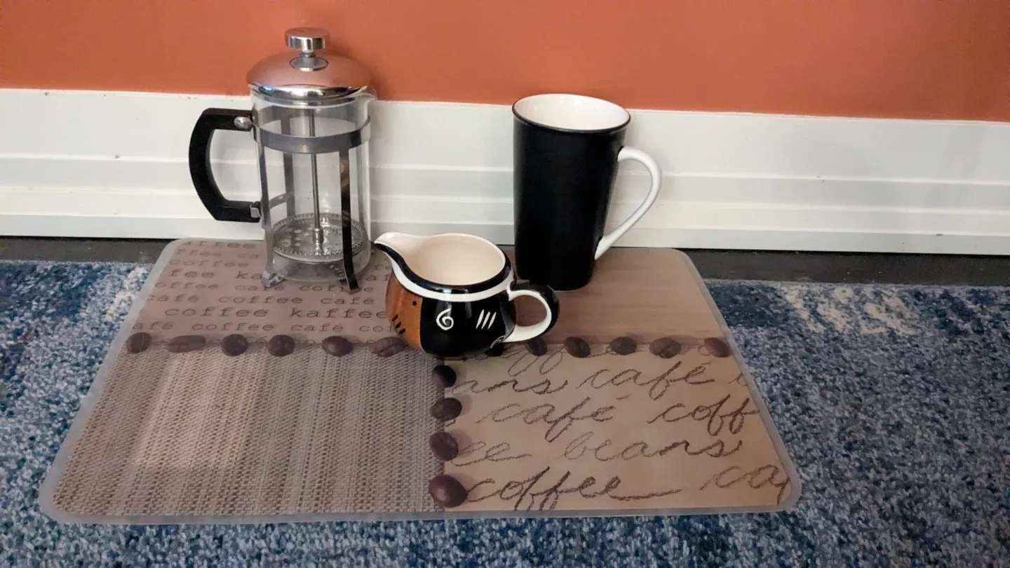 Starbucks Mug, Bodum, Creamer, 4 Coffee Themed Placemats image indicator(2)