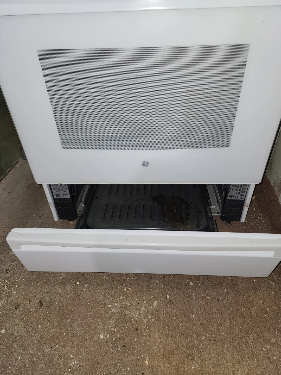 GE Gas Range - Model JGB850DEF1WW - photo 2
