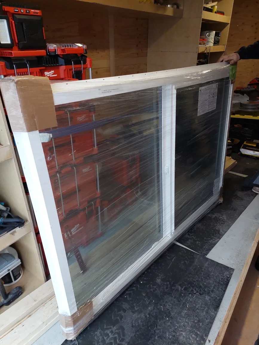 Gentek Sliding Window - 72x48