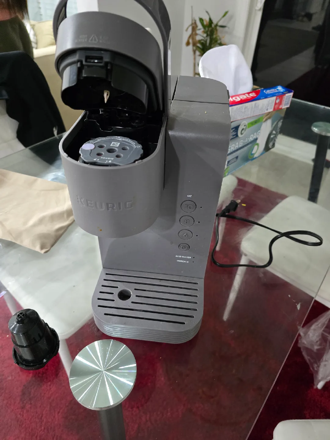 Keurig K-Mini Coffee Maker + Care Kit image indicator(3)