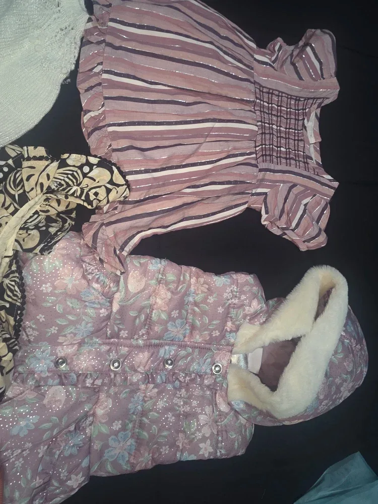 Girls' Clothing Bundle 3T image indicator(2)