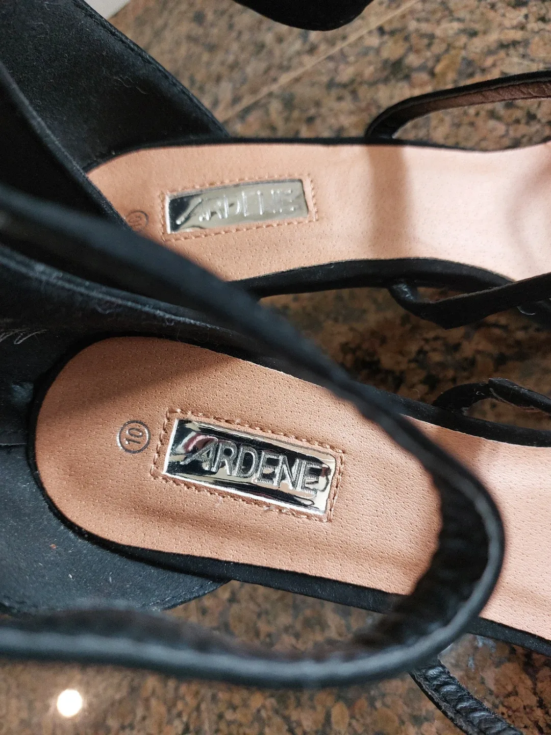 New Ardene women's heels size 10 image indicator(8)