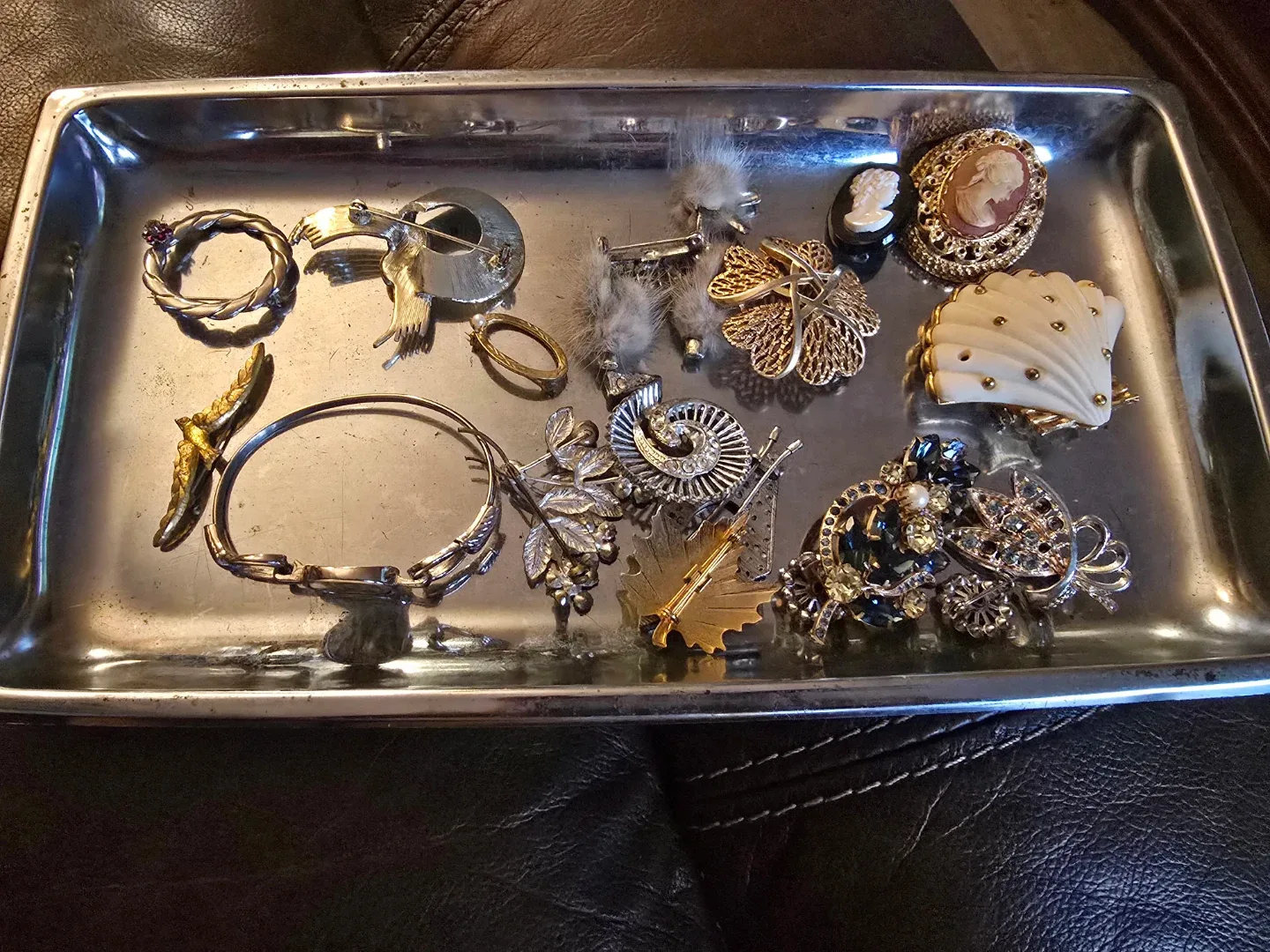 Vintage Jewellery Lot image indicator(6)