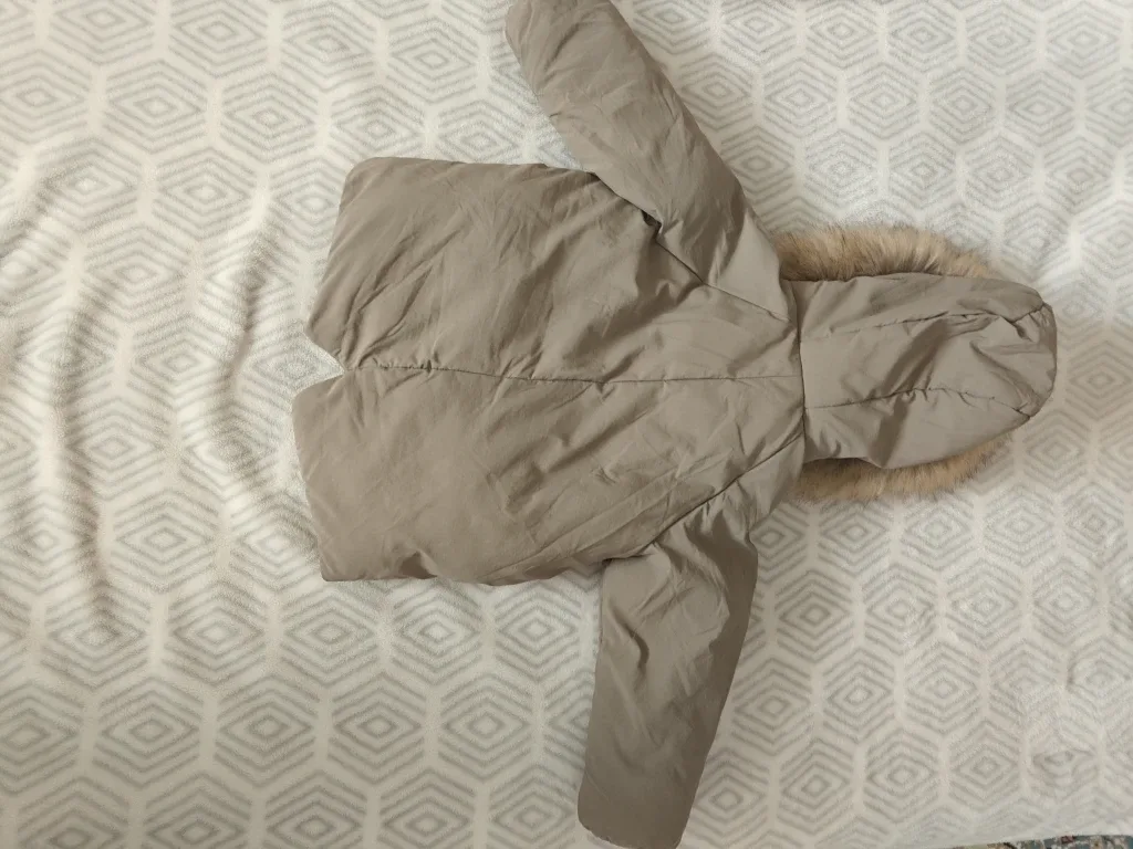 Zara Puffer Jacket, Size 18-24 Months image indicator(2)